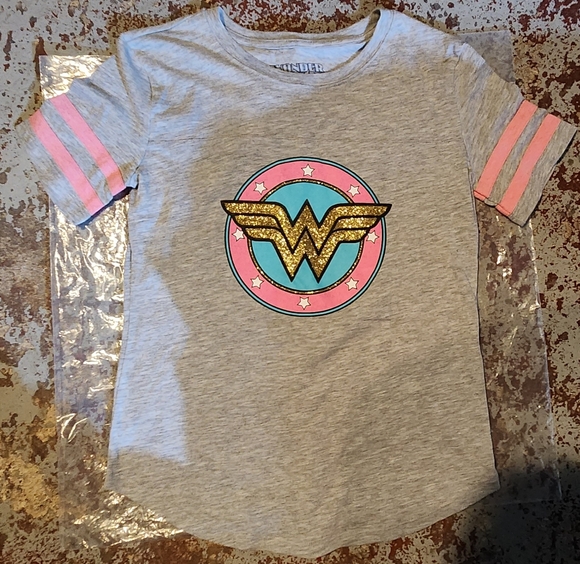 Kids Gray T-Shirt with Gold and Pink Accents - Picture 1 of 2